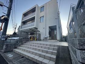 神奈川県藤沢市弥勒寺１ 賃貸マンション