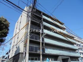 東京都杉並区和田１ 6階建