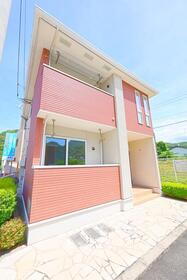 広島県安芸郡坂町小屋浦１ 2階建
