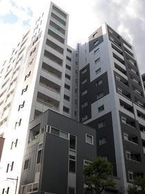 東京都中央区八丁堀３ 14階建 築15年11ヶ月