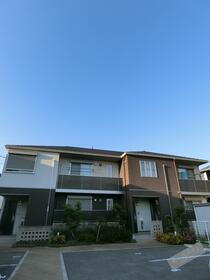 大阪府堺市西区上野芝町１ 賃貸アパート