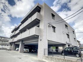 広島県東広島市西条中央７ 3階建 築15年3ヶ月