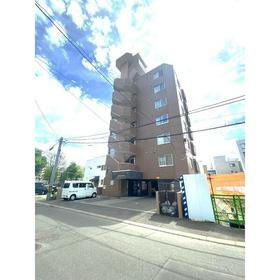 北海道札幌市豊平区中の島二条５ 7階建 築27年5ヶ月