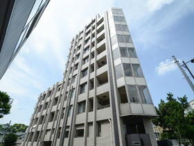 東京都港区南麻布３ 9階建 築17年9ヶ月