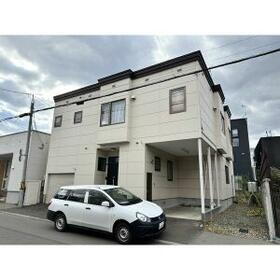 宮の森３条２丁目戸建