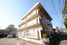 箕面エレガンスハイツ 3階建