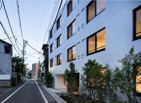 東京都豊島区西池袋４ 4階建 築1年7ヶ月