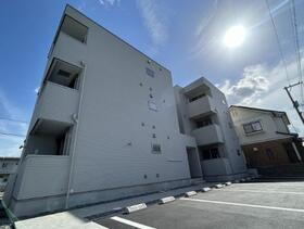 岡山県岡山市中区平井 3階建