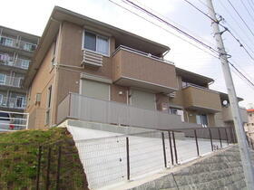 神奈川県横浜市南区永田北３ 2階建 築15年2ヶ月