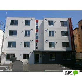 北海道札幌市西区二十四軒三条５ 4階建 築11年2ヶ月