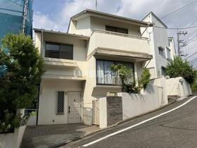 桜ケ丘四丁目戸建