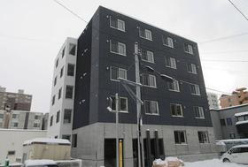 北海道札幌市豊平区月寒中央通７ 5階建 築3年5ヶ月