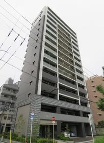ララプレイスザ・大阪リヴァージュ 15階建