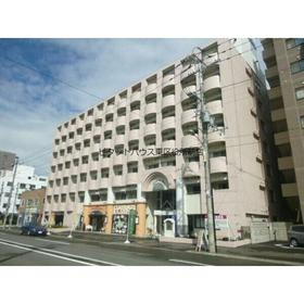 北海道札幌市北区北二十条西４ 7階建 築35年7ヶ月
