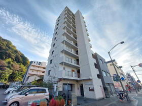 愛媛県松山市平和通４ 11階建 築18年10ヶ月
