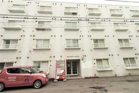 北海道札幌市中央区南七条西１２ 4階建 築35年11ヶ月