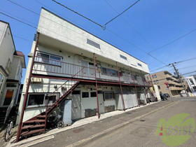 北海道札幌市東区北十二条東１１ 2階建 築56年10ヶ月