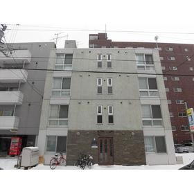 北海道札幌市中央区南五条西９ 4階建 築8年11ヶ月