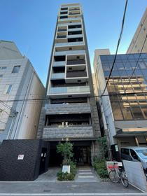 プレサンス梅田東クォーレ 12階建