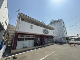 サンセール 2階建