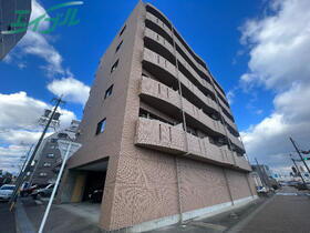 ランドマーク西町 6階建