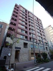 東京都港区六本木３ 地上10階地下1階建 築22年4ヶ月