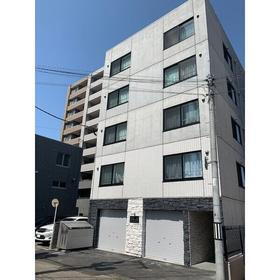 北海道札幌市中央区南十五条西６ 5階建 築2年6ヶ月