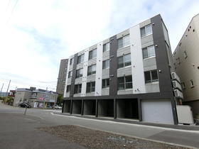北海道札幌市厚別区厚別中央三条４ 4階建 築7年