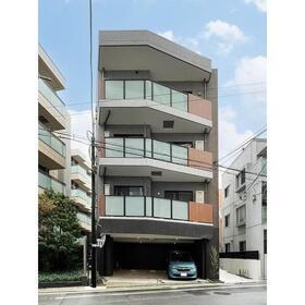 東京都目黒区上目黒３ 4階建