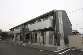 岡山県岡山市北区西崎２ 2階建 築8年9ヶ月