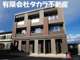 ヴィラ　プリムローズ（斎田） 3階建