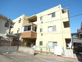 兵庫県神戸市垂水区北舞子１ 3階建 築51年3ヶ月
