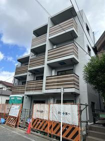 東京都練馬区中村３ 地上4階地下1階建 築1年3ヶ月