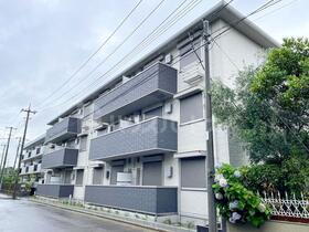 千葉県松戸市新松戸７ 3階建 築2年1ヶ月