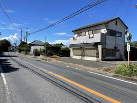 千葉県大網白里市細草 2階建