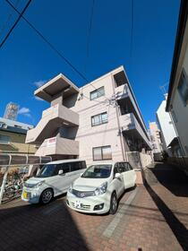 メゾン　ソフィア 3階建