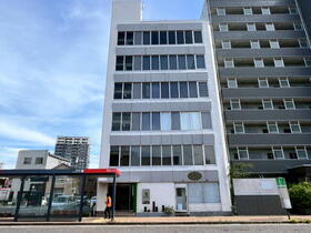 Ｇｒｏｗ　Ｅａｓｔ