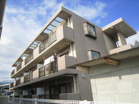 神奈川県小田原市飯泉 3階建 築30年1ヶ月