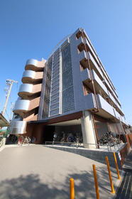 兵庫県尼崎市尾浜町２ 6階建 築33年10ヶ月