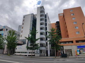 北海道札幌市中央区大通西１７ 8階建 築27年6ヶ月