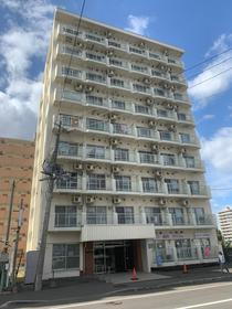 チサンマンション第１１札幌 9階建