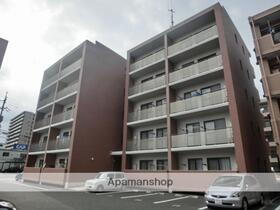熊本県熊本市中央区本山町 5階建