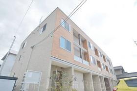 広島県広島市佐伯区三筋１ 3階建 築4年8ヶ月
