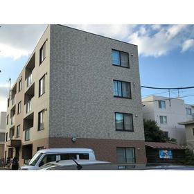北海道札幌市西区山の手二条６ 4階建 築15年7ヶ月