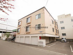 北海道札幌市東区伏古十条２ 3階建 築8年5ヶ月