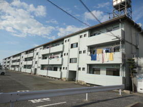 滋賀県彦根市平田町 3階建 築39年4ヶ月