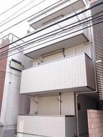 東京都渋谷区東１ 3階建 築7年3ヶ月