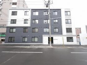 北海道札幌市西区琴似一条５ 4階建 築1年4ヶ月