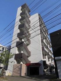 北海道札幌市中央区北六条西２３ 7階建 築37年2ヶ月
