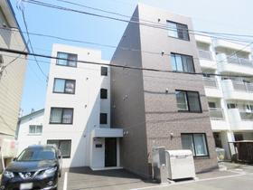 北海道札幌市豊平区平岸三条９ 4階建 築7年5ヶ月